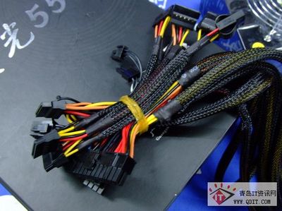 电脑避暑套装 先马冰麒麟i7+超光550仅598元，理性搭配与预埋走线的双重考量